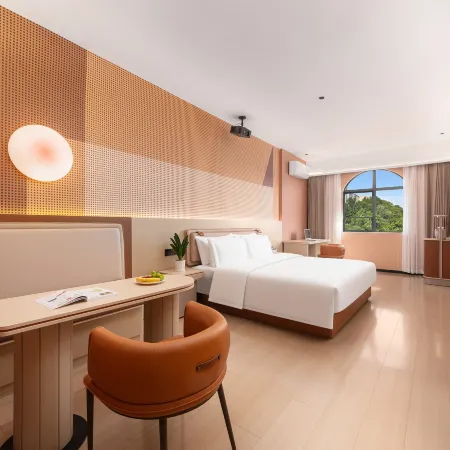 Platinum Crystal Hotel