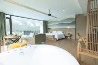 Bingzhong Luozhongding Garden Holiday Hotel - Balkoner