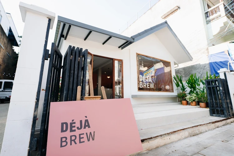 รูปภาพของDEJA HOME