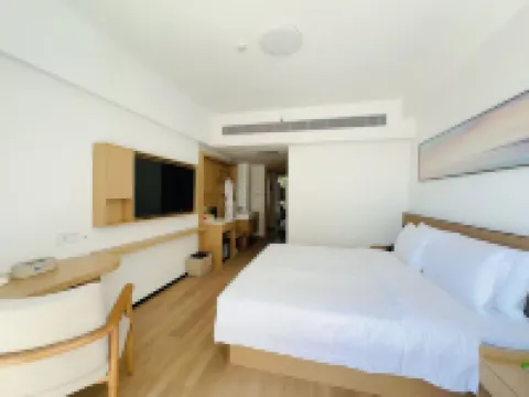 Universal Splendor Sanya Resort Oceanview Hotel