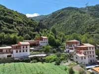 Aba Prefecture Barkam Jiarong Yaqin Homestay Hotels in Barkam