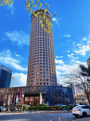 Zhongle Six Star Hotel（Conveniently located near Puhuangyu Subway Station and the Temple of Heaven） - カップル