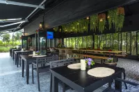 Suan Pa Khao Lom Homestay Hotels in Krok Phra