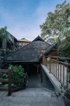 Wengji Senye No. 66 Homestay Hotel dekat The Old Bulang Ethnicity Village of Wenji
