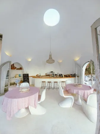 Mentigi Bay Dome Villas