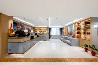 Yalinhemei Airport Hotel (Binhai International Airport Subway Station)