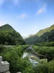 Xiaoshan Qing ·Riverside & Mountain-surrounded Luxury Resort Villa - غرفة مطلة على الجبل