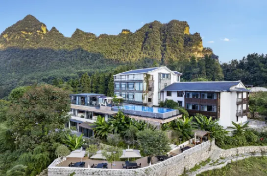 Floral Lux Hotel· Aliya Peak Hotel (Zhangjiajie Forest Park Store)