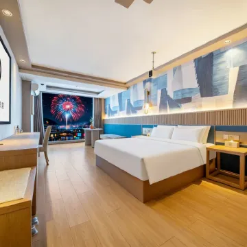 WuYue Yuexin Hotel (Shangrao Pedestrian Street Shuinan Cultural Plaza Wanda) Hotels near Site of shangrao concentration camp