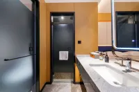 Aksu Huarui Hotel