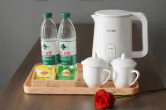 โรงแรมเรนจอย (จัตุรัสฉงเหอเหมิน หยินไถเฉิง)