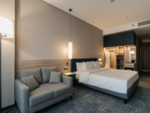 West Plaza Hotels in Uralsk