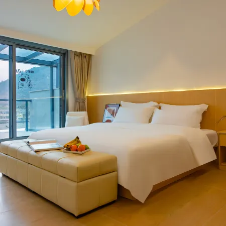 Baiyu Hotel Отели рядом с достопримечательностью «Tianmu River Drifting»