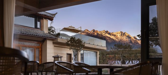 Jiu Jiu Man Shan Meng Hotel of Li Jiang Yunnan 위룽 호텔