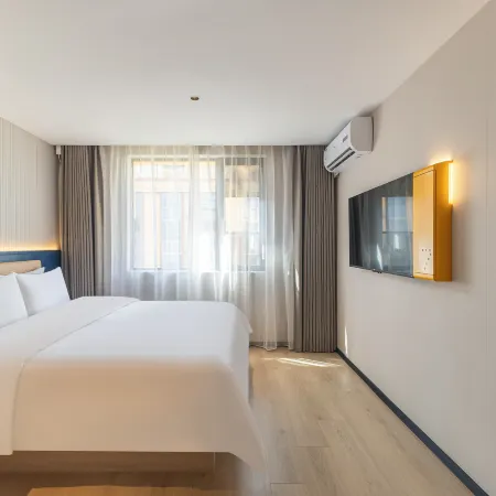 7 Days Smart Hotel(Kunming Railway Station Huancheng South Road Metro Station Branch) Отели рядом с достопримечательностью «Железнодорожный вокзал Куньмин»