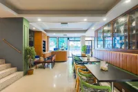 Cihampelas Hotel 2