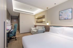 Baojing Time-Space E-Sports Hotel (Shanghai Wujiaochang Subway Station)
