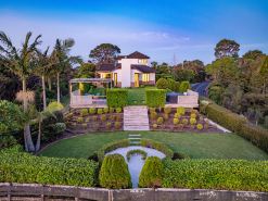 Main House + Guest House : Group Perfect