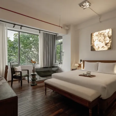 Anima - Vietnamese Contemporary Art Boutique Hotel Отели рядом с достопримечательностью «Мост Тан Тхуан»