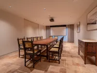 Looking at Wuyuan · Flying Green and Flowing Fragrance · French Style Designer Homestay - pet friendly