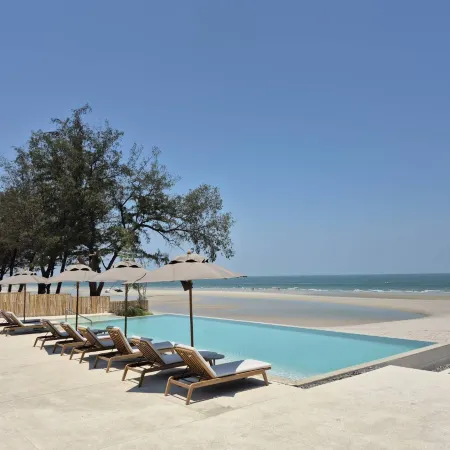 Riva Hua Hin Отели в г. Хуахин