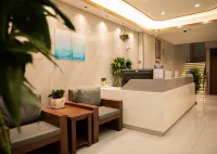 Sunite Zuoqi Changhong Hotel