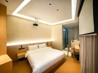 Yunjian Xuerong Residence