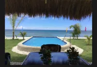 BambooBeachvilla1 AC NewOceanfront POOLsunsetview garden kitchen SATELLITE STARLINK WI-FI - Villas