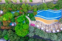 LN Dongfang Hotel - Family