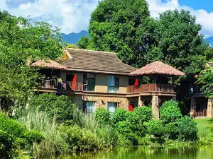 Popular Family Hotels in Emeishan City