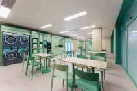 Haiyou Hotel (Jinzhou Port Bijia Mountain Branch)