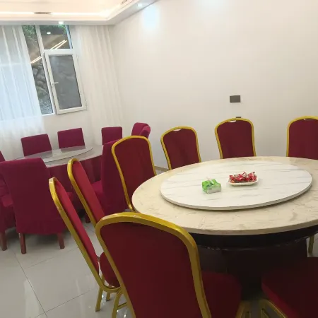 Eman Yunshui Mountain Residence Homestay (Guan'e Valley Grand Scenic Area)