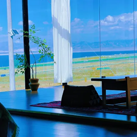 Qinghai Lake Kaba Cang Cuoqiong Nuo Riye Luxury Homestay