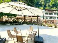 Wanfu Xiagu Garden Homestay - parking