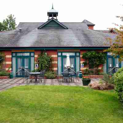 Wigan Oak Hotel by Belvilla Hotel Exterior