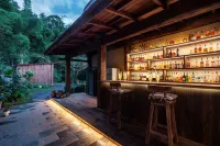 Mangshi Mangli · Pf · Utop Design Guesthouse (Dai Ethnic Ancient Town) - Mountain view