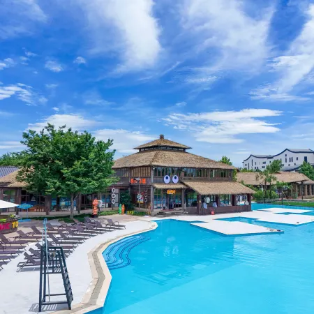 Arcadia Village Hotel