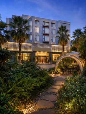 KaiShang Caisen Hotel (Shijicheng Haile World Shopping Center) Hotels in Century City area