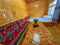 Hezuo Ruishan Homestay - 2-Star