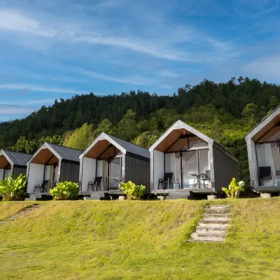 Royal Indah Glamping Kintamani Hotels near بحيرة باتور