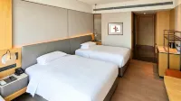 Xian Fengdong Grand SkyLight Hotel - Kolam Infiniti