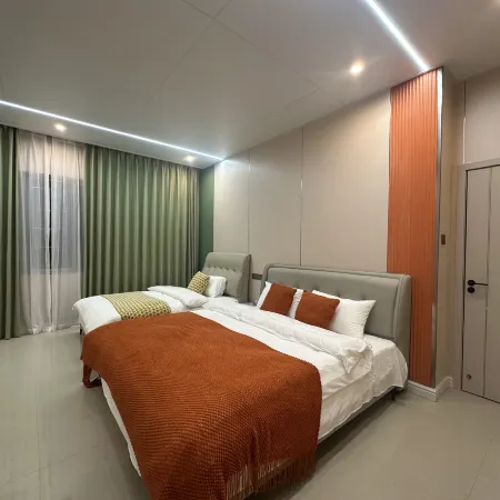 Dongxing Huayaju Apartment