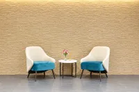 Le Srivaree Suvarnabhumi Airport Hotel - Luxury