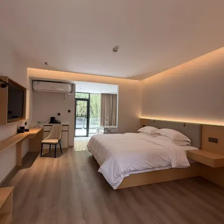 Xiaohe Shantang Homestay