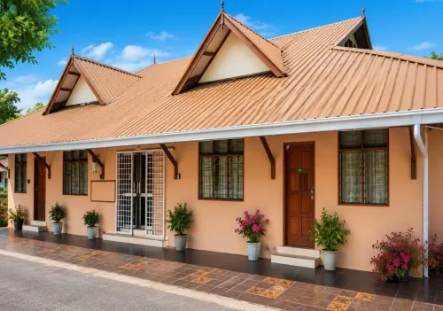 Roomstay ChekGu (1 Queen) - parking