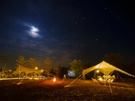 Rooker Star Tent Camp Отели рядом с достопримечательностью «Gudou Hot Spring Tourist Resort»