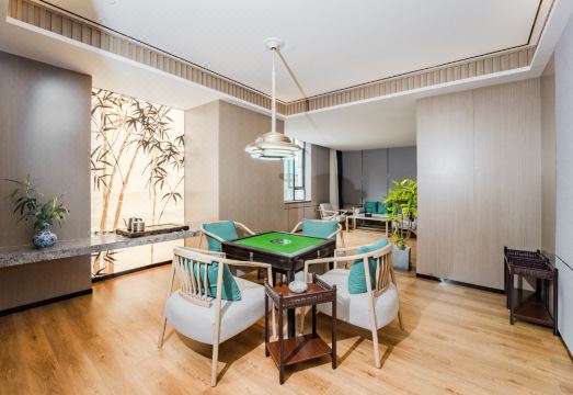 셀레브리티 루이쳉 호텔