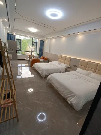 Xinfeng Fengfan Hot Spring Homestay Отели рядом с достопримечательностью «Huafeng Hot Spring»