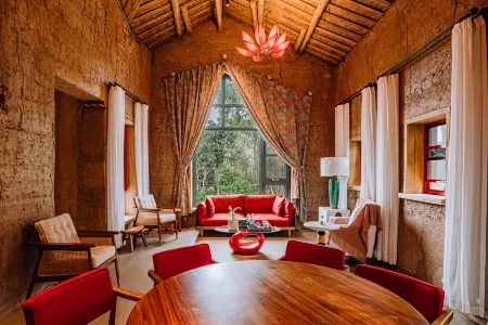 Bashan Meicun Private Tang Resort Hotel