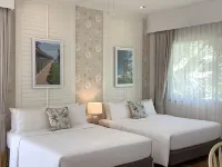 Seapine Beach Golf and Resort Hua Hin Hotels near Suan Son Pradiphat